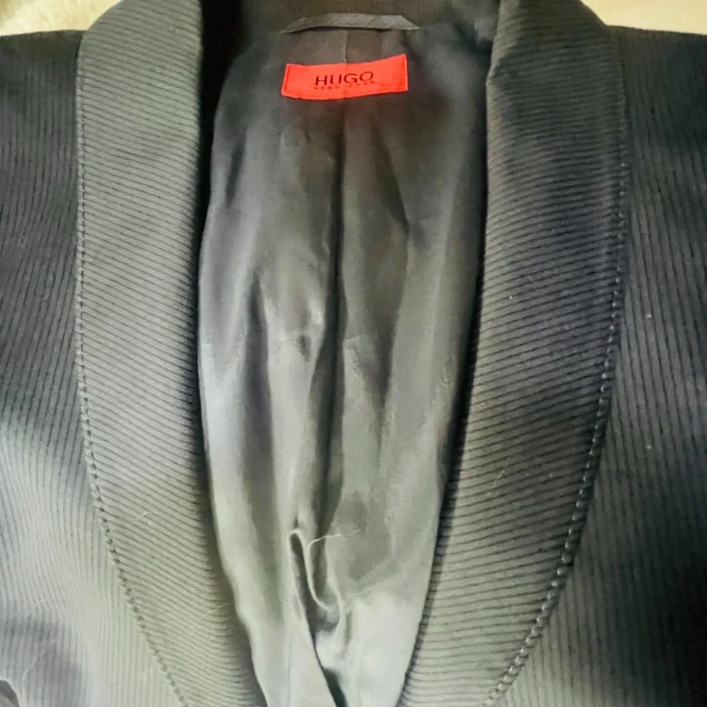 Jacket - Picture 3 of 5